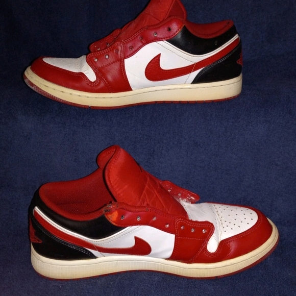 Nike Men's Red and White Sneakers - Picture 1 of 16